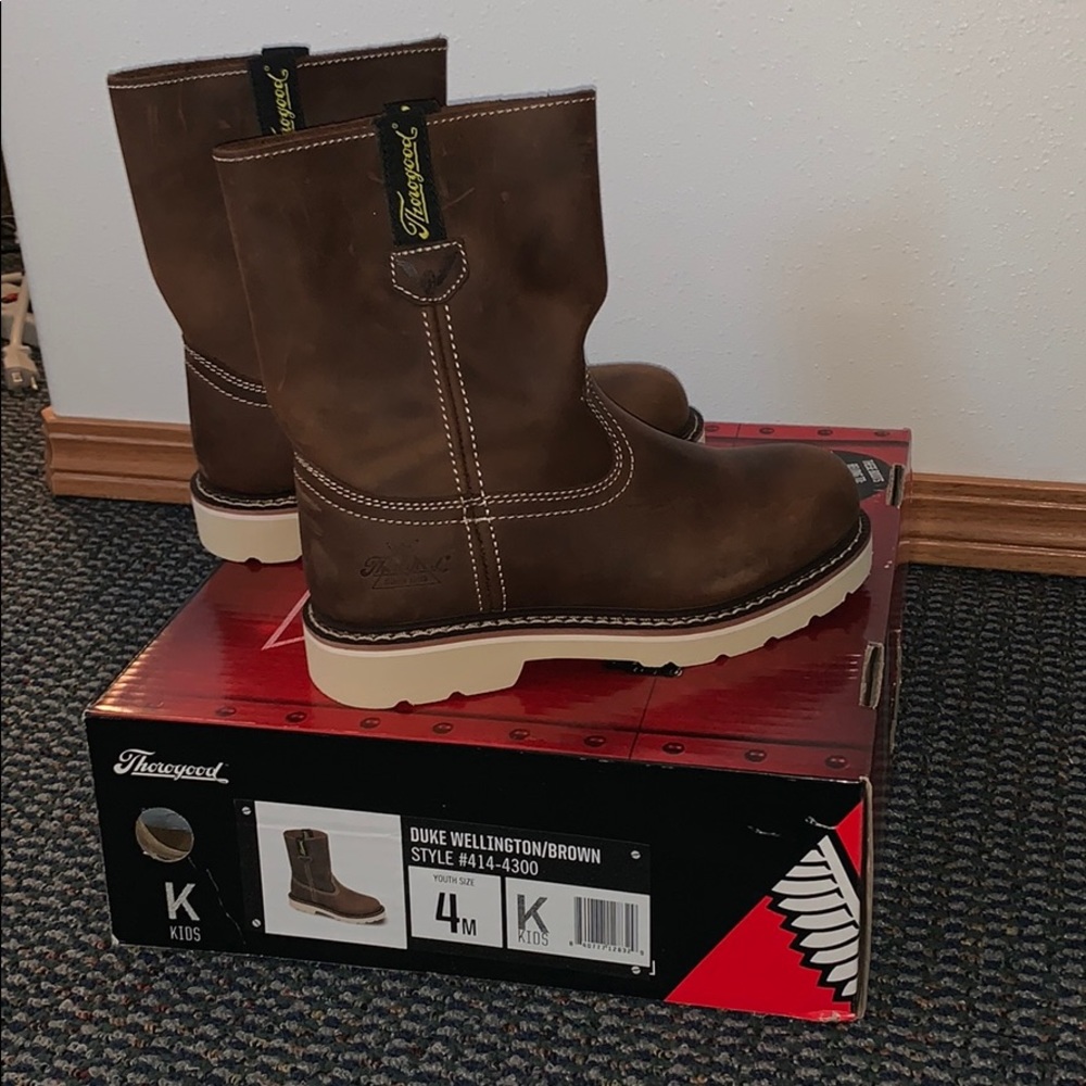 NIB Thoroughgood Duke Wellington leather boots